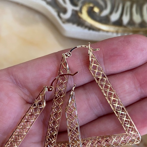 Gold plated large hoop mesh triangle earrings 2” - Picture 6 of 7